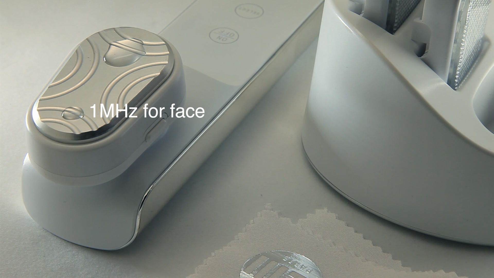 法國LEDSONIC®超聲波光療嫩膚機